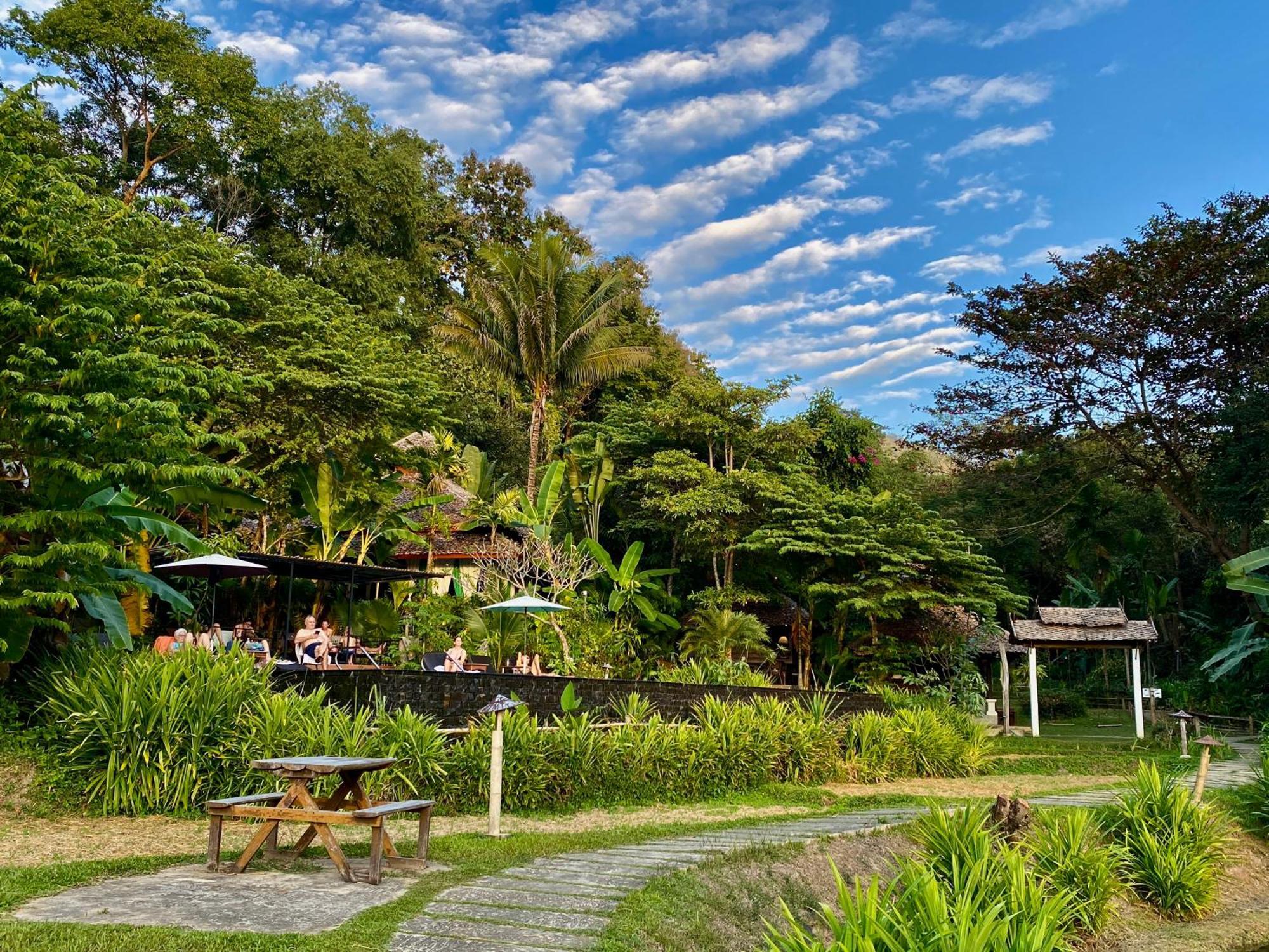 Fern Resort Mae Hong Son Esterno foto