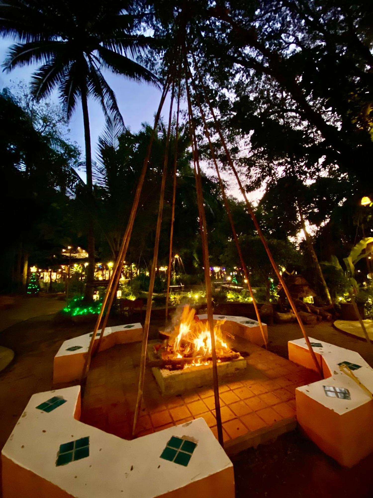 Fern Resort Mae Hong Son Esterno foto