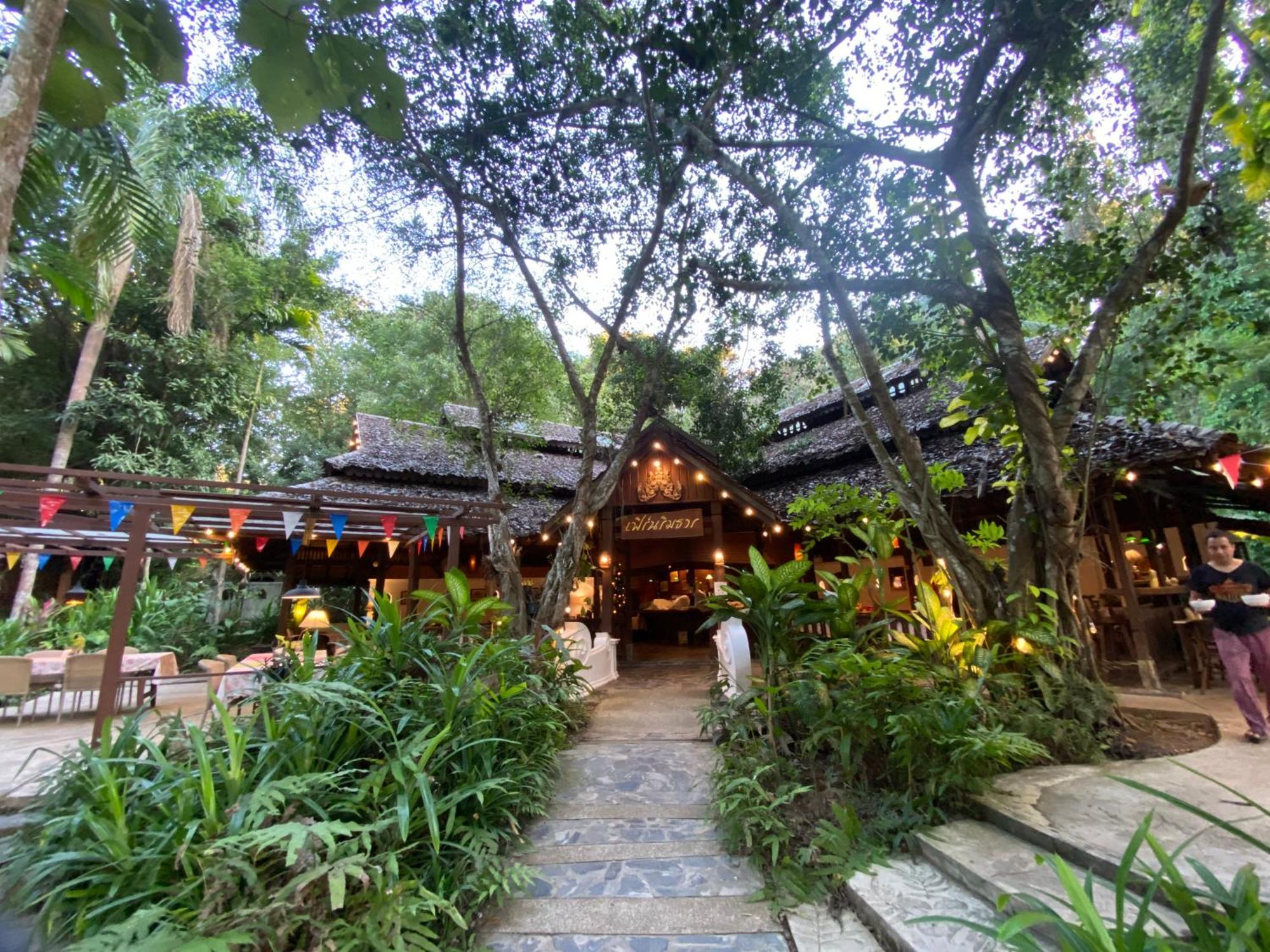 Fern Resort Mae Hong Son Esterno foto